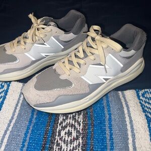 New Balance 57/40 Grey Day Size 12 5740 Rain Cloud